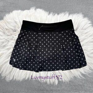 Cute Lululemon Black & Gray Polka Dot Pace Rival Skirt Tennis or Pickleball